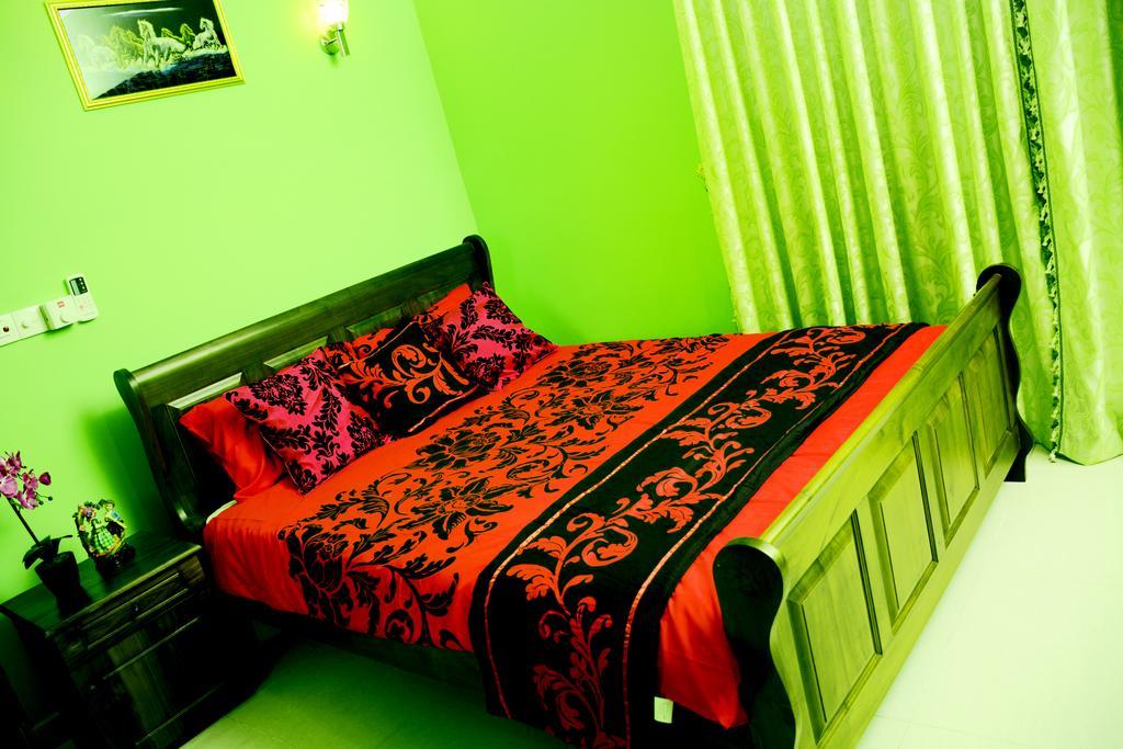Northwood Residence - Marawila Bilik gambar